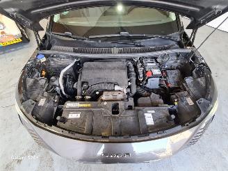 Peugeot 5008 1.2 PT BL. Allure picture 17