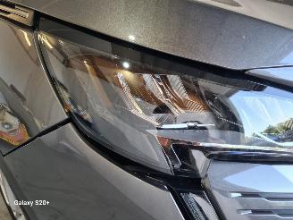 Peugeot 5008 1.2 PT BL. Allure picture 10