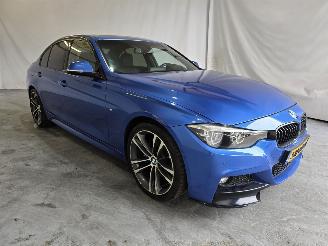 krockskadad bil auto BMW 3-serie 320i Edition M Sport Shadow Executive 2018/6