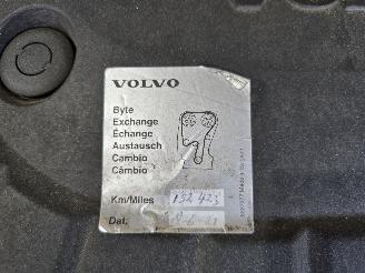 Volvo V-60 2.4 D5 Twin Engine R-Design picture 12