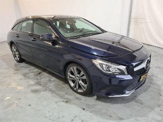 Voiture accidenté Mercedes Cla-klasse CLA-klasse Shooting Brake 180 Lease Edition 2018/9