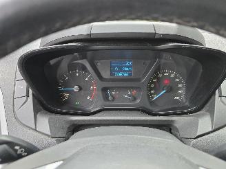 Ford Transit 310 2.2 TDCI L2H1 Ambiente picture 24