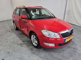 uszkodzony samochody osobowe Skoda Fabia 1.2 TDI Greenline 2014/6