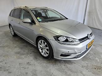 krockskadad bil auto Volkswagen Golf Variant 1.6 TDI Comfortline Business 2018/4
