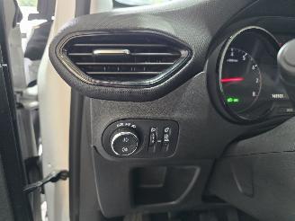 Opel Crossland X picture 29
