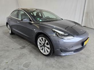 Schadeauto Tesla Model 3 Long Range AWD 75kWh 2019/9