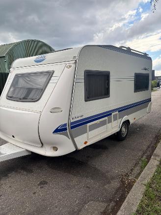 skadebil caravan Hobby  30 2024/7