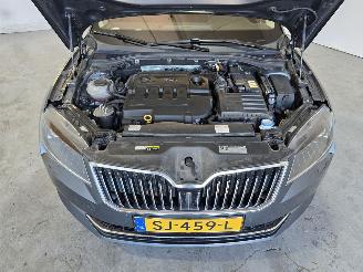 Skoda Superb 2.0 TDI Style Bns picture 10