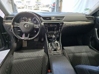 Skoda Superb 2.0 TDI Style Bns picture 21