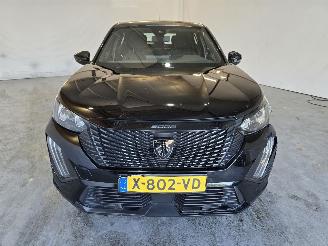 Peugeot e-2008 EV Active 54 kWh picture 2