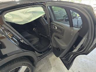 Volvo C-40 Recharge Twin Ultimate 78 kWh picture 22