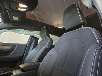 Volvo C-40 Recharge Twin Ultimate 78 kWh picture 39