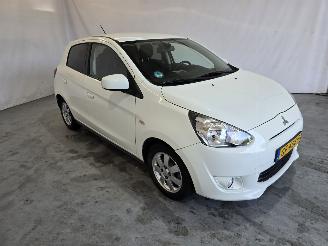 Voiture accidenté Mitsubishi Space-star 1.0 Bright 2015/5