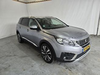 škoda osobní automobily Peugeot 5008 1.2 PureTech Allure 2018/2