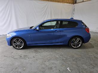 BMW 1-serie 120i M Sport picture 4