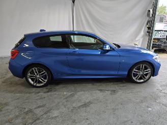 BMW 1-serie 120i M Sport picture 8
