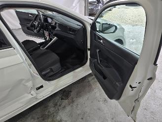 Volkswagen Polo 1.0 TSI Life Edition picture 20