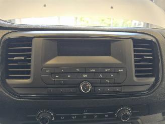 Peugeot Expert 226S 1.6 BlueHDI 115 Premium picture 37
