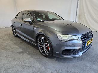 Damaged car Audi A3 LIMOUSINE 2014/10