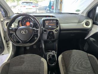 Toyota Aygo 1.0 VVT-i x-play picture 25