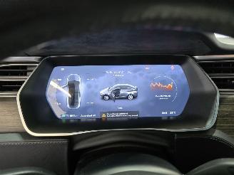 Tesla Model X 90D Base 6p. picture 29