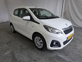 Schadeauto Peugeot 108 1.0 e-VTi Active 2015/11