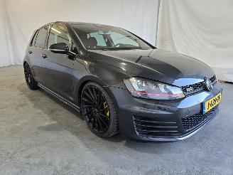 Damaged car Volkswagen Golf 2.0 TSI GTI 2013/6