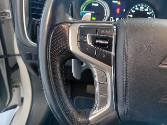 Mitsubishi Outlander 2.0 PHEV Exec. Ed. picture 16