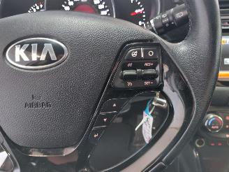 Kia Cee d Sportswagon 1.6 GDI BusinessLine picture 29