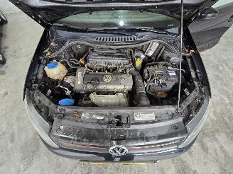 Volkswagen Polo 1.4-16V Highline picture 16