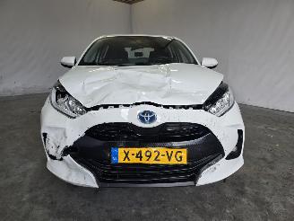Toyota Yaris 1.5 Hybrid Dynamic picture 2