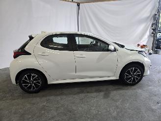Toyota Yaris 1.5 Hybrid Dynamic picture 8