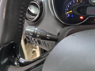 Renault Captur 0.9 TCe Expression picture 25