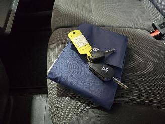 Peugeot Partner 1.5 BlueHDI Premium picture 34