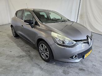 Schadeauto Renault Clio 0.9 TCe ECO Night&Day 2015/3