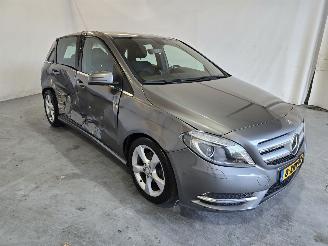 škoda osobní automobily Mercedes B-klasse 180 Ambition 2014/1