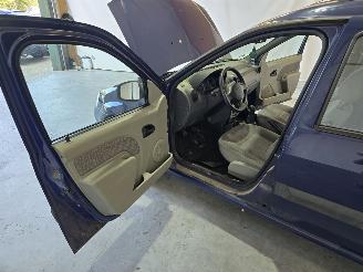 Dacia Logan 1.4 Lauréate picture 19