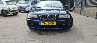 skadebil auto BMW 3-serie 318Ci Executive 2003/10