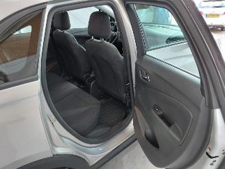 Opel Crossland X 1.2 120 J. Edition picture 18