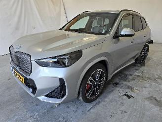 BMW iX1 eDrive20 67 kWh picture 3