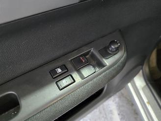 Suzuki Swift 1.3 GLS picture 22