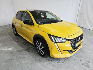 skadebil auto Peugeot 208 1.2 PureTech GT-Line 2021/2