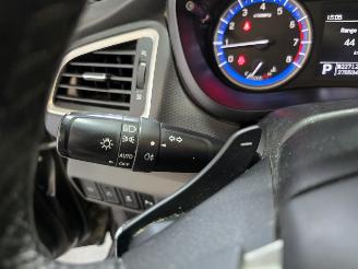 Suzuki SX4 1.6 High Executive picture 20