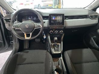 Renault Clio E-TECH HYBRID picture 23