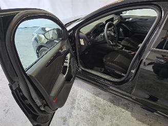 Ford Focus 1.0 EcoBoost Hybrid ST Line picture 20