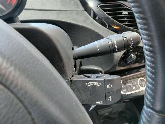Renault Twingo 1.2-16V Night en Day picture 21