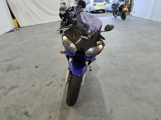 Yamaha YZF - R6  picture 2
