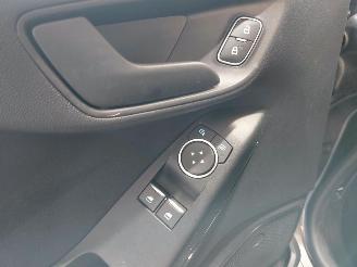 Ford Fiesta 1.0 EcoB. Connected picture 29