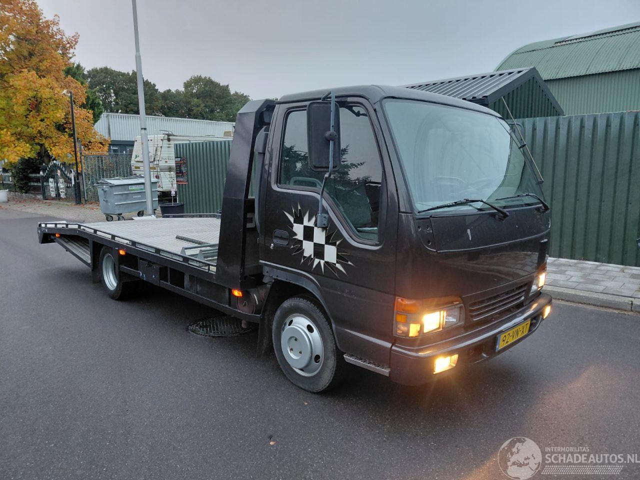 Isuzu  2.8 NPR 55 L