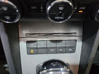 Skoda Octavia 1.6 TDI Greentech Style Businessline picture 33